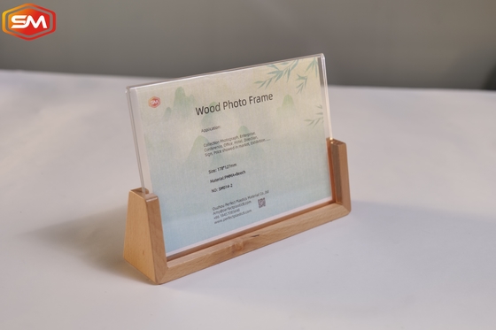 Beli New Style Clear Acrylic Sign Holder Photo Frame OEM Dengan Dasar Kayu Stand Diaplay online manufacture