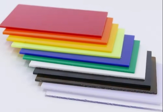 Lembar Polystyrene Padat transparan / Plastik