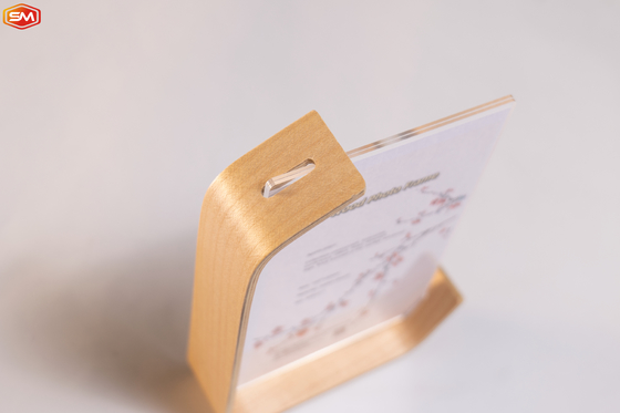 Custom L Shape 7 Inch Akrilik Frame Foto dengan Kayu Base Akrilik Frame Stand